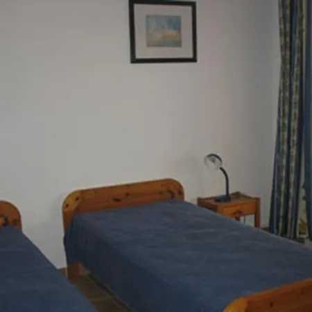 Au Domaine Des Fouques * Йер